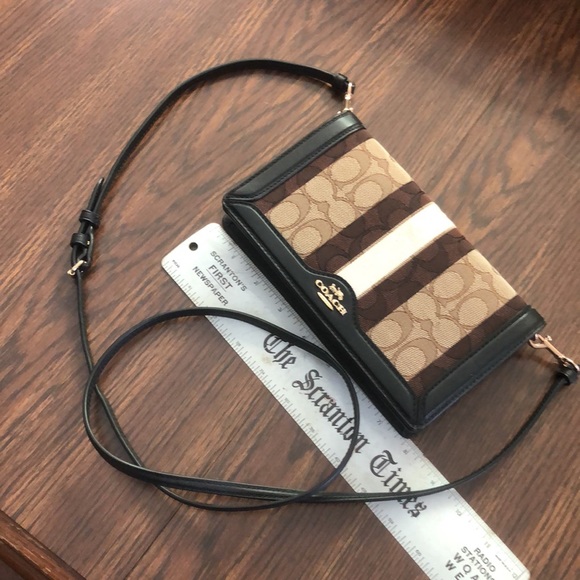 Coach Anna Foldover Clutch Crossbody In Signature Jacquard With Stripe - Picture 4 of 9